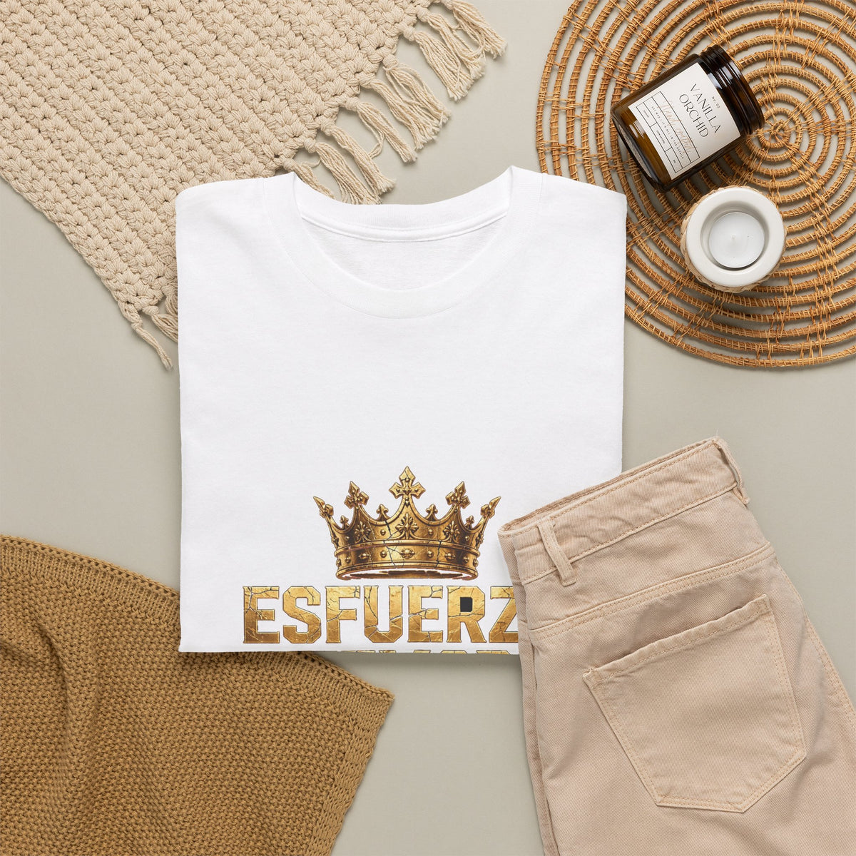EverAfterWear Esfuerzo Temor y Paciencia Unisex Heavy Cotton Tee – Gold Crown Message Graphic T-Shirt